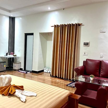 Chomkatae Bungalows Сен Монуром Екстериор снимка
