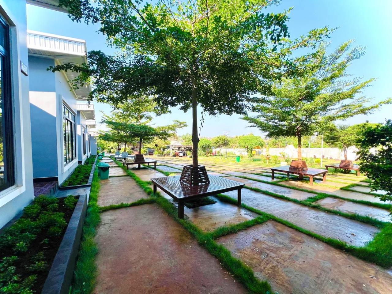 Chomkatae Bungalows Сен Монуром Екстериор снимка