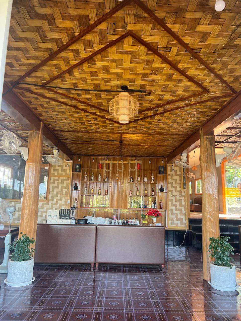 Chomkatae Bungalows Сен Монуром Екстериор снимка