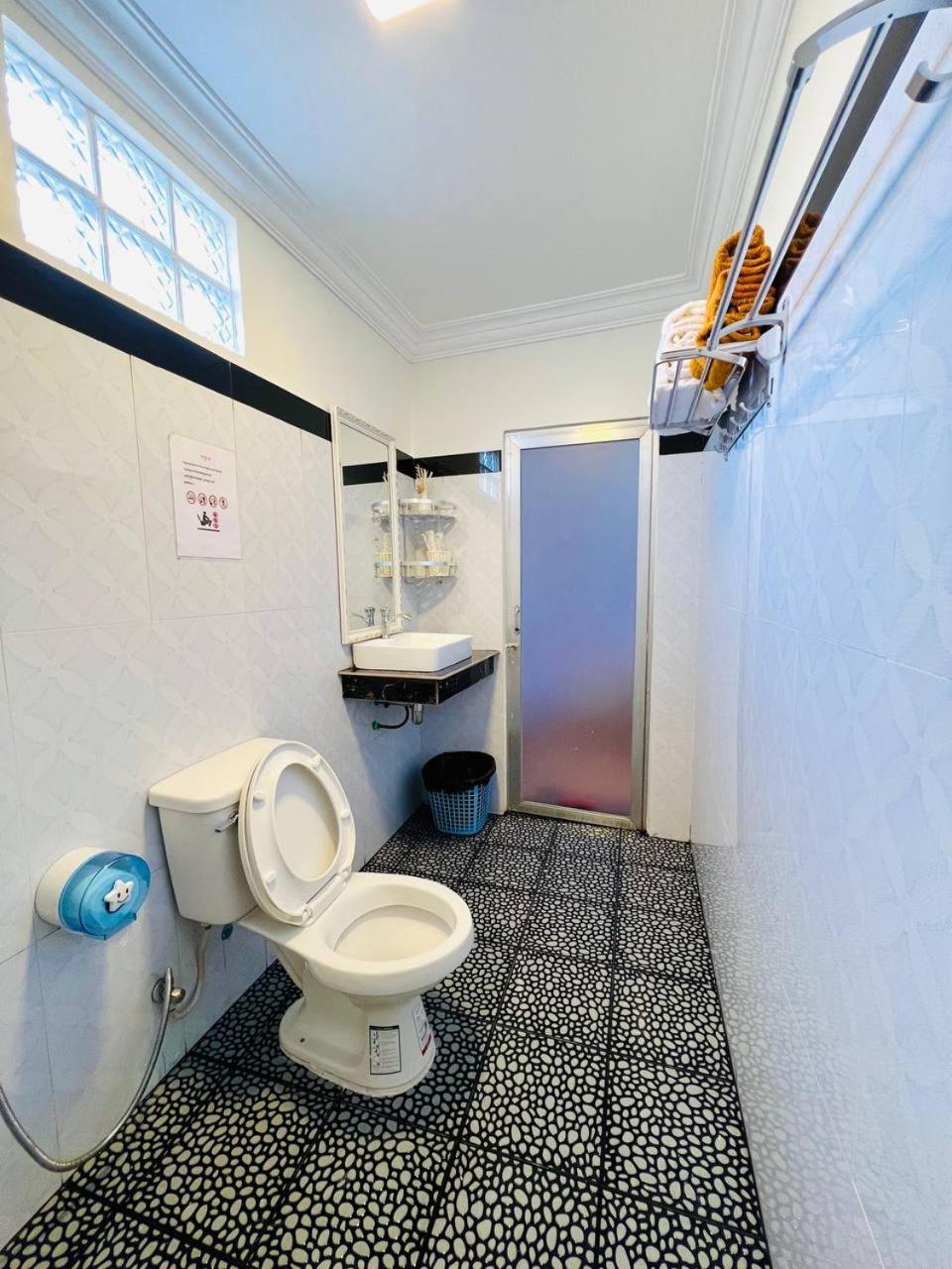 Chomkatae Bungalows Сен Монуром Екстериор снимка